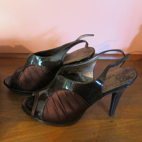 VIGOSS Heels Peep Toe Sling Back Shoes Size 9M Fabric/Patent Leather Brown - Picture 3 of 7